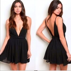 LUXXEL V Neck MiniDress, BNWT!